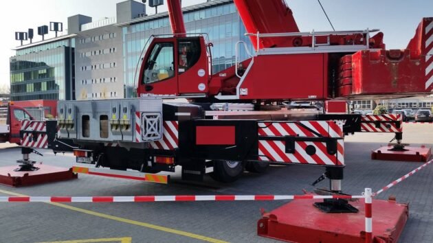 Grue mobile Liebherr LTM 1100-5.3